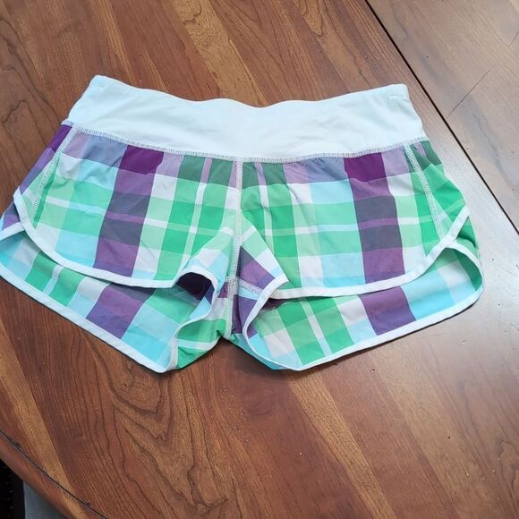 Lululemon Plaid Speed Shorts Sz 4 - Picture 2 of 8